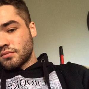 Meet your Posher, Wesley